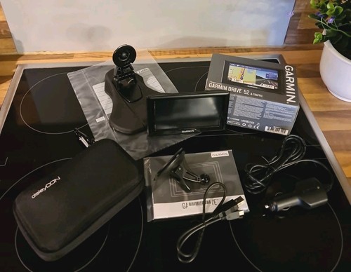 Garmin drive traffic - 52, ~